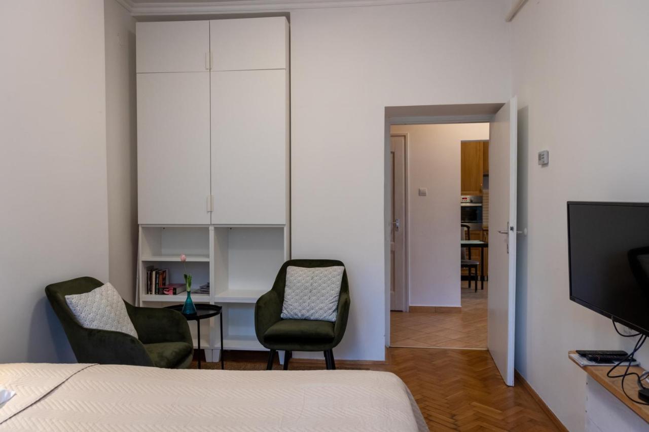 Sunbird Apartman Budapest Exteriör bild