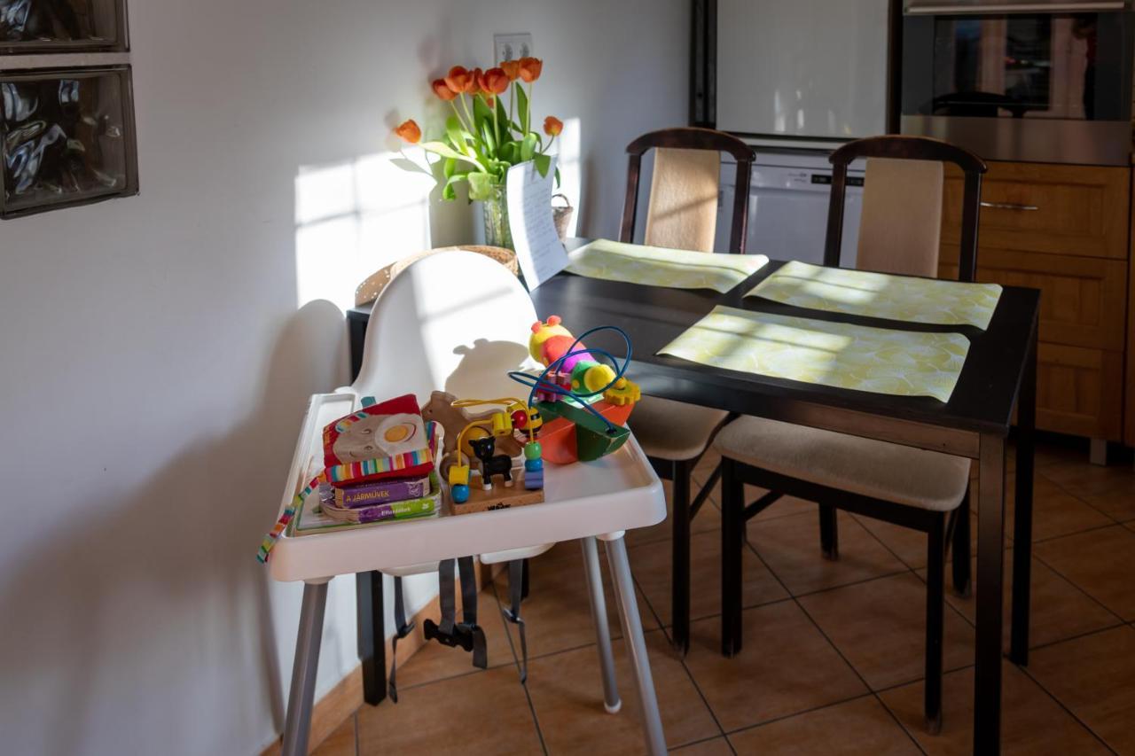 Sunbird Apartman Budapest Exteriör bild