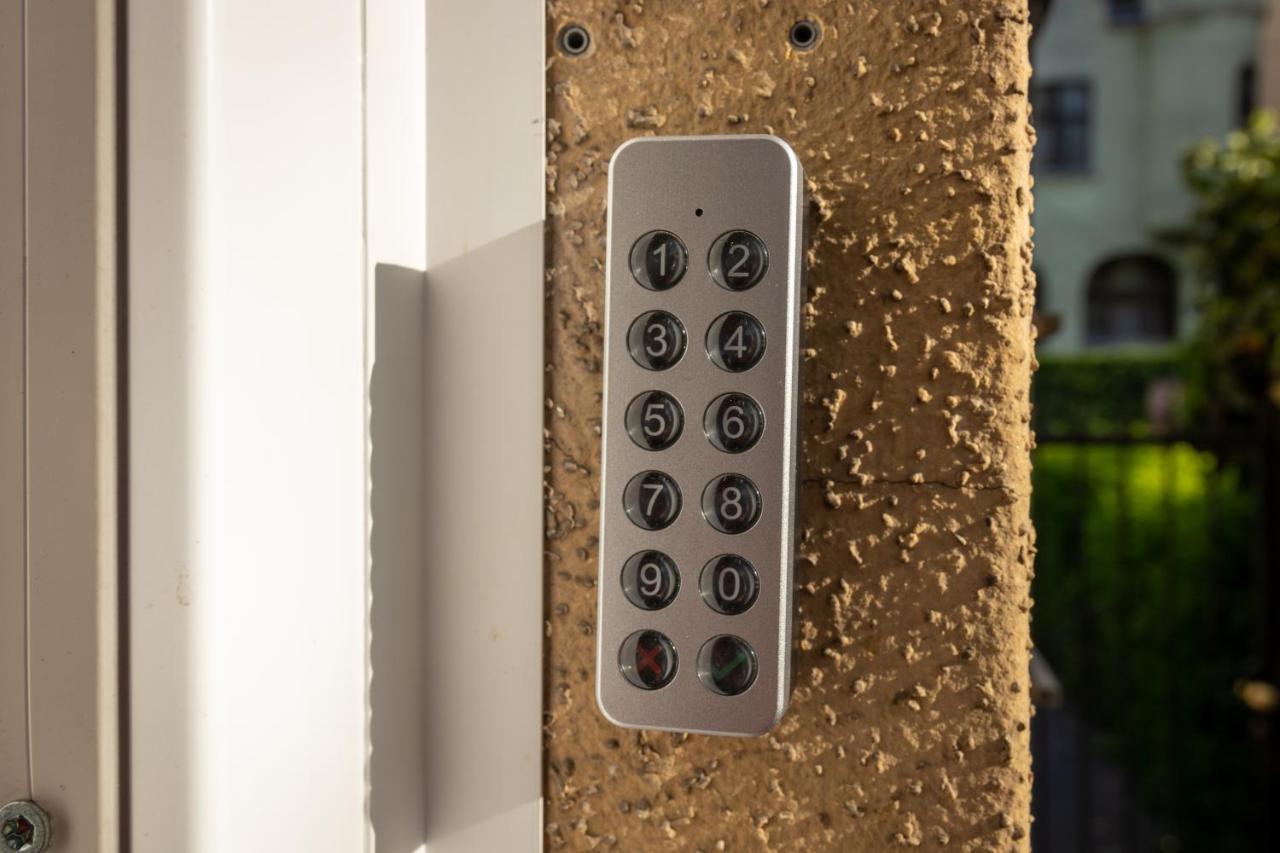 Sunbird Apartman Budapest Exteriör bild