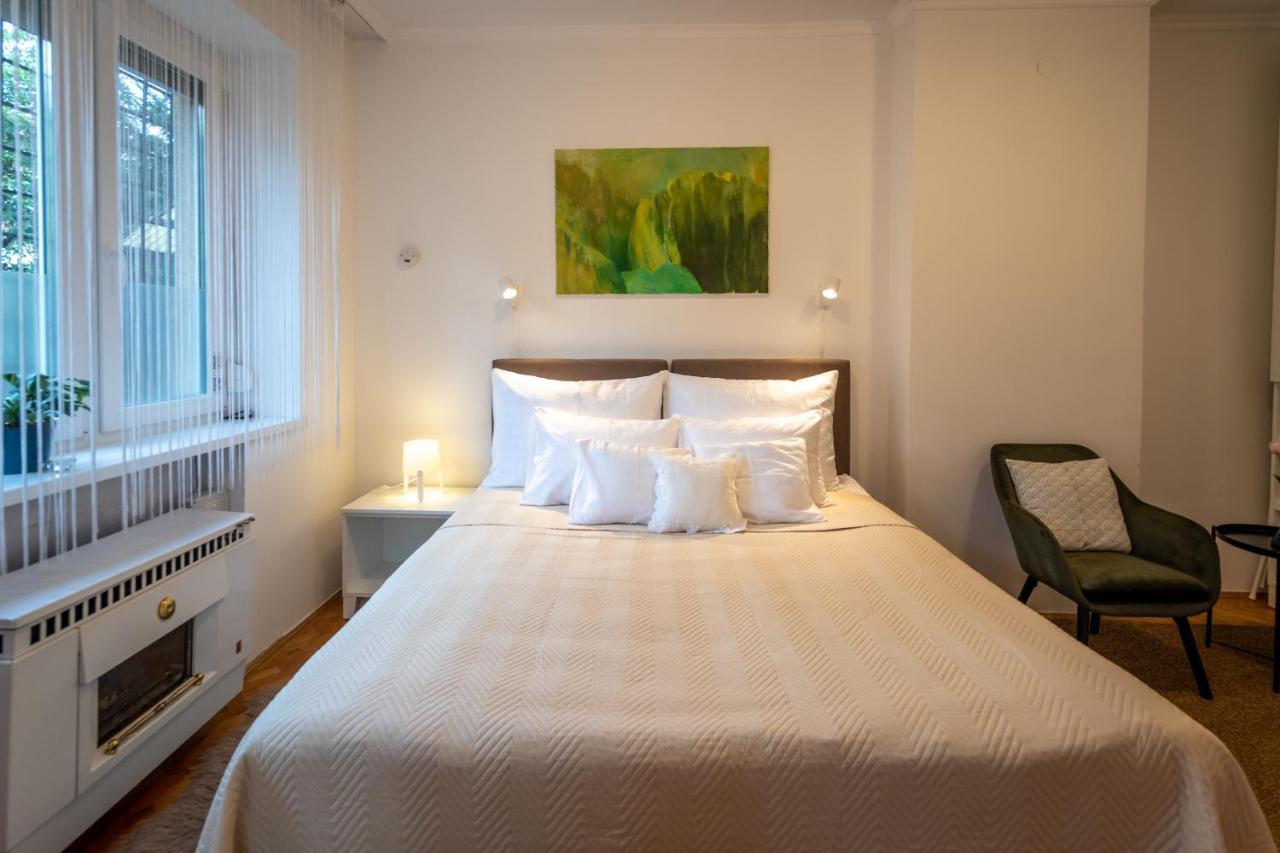 Sunbird Apartman Budapest Exteriör bild