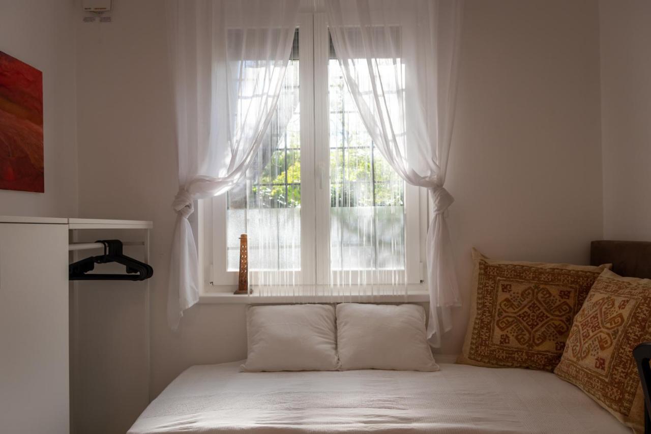 Sunbird Apartman Budapest Exteriör bild