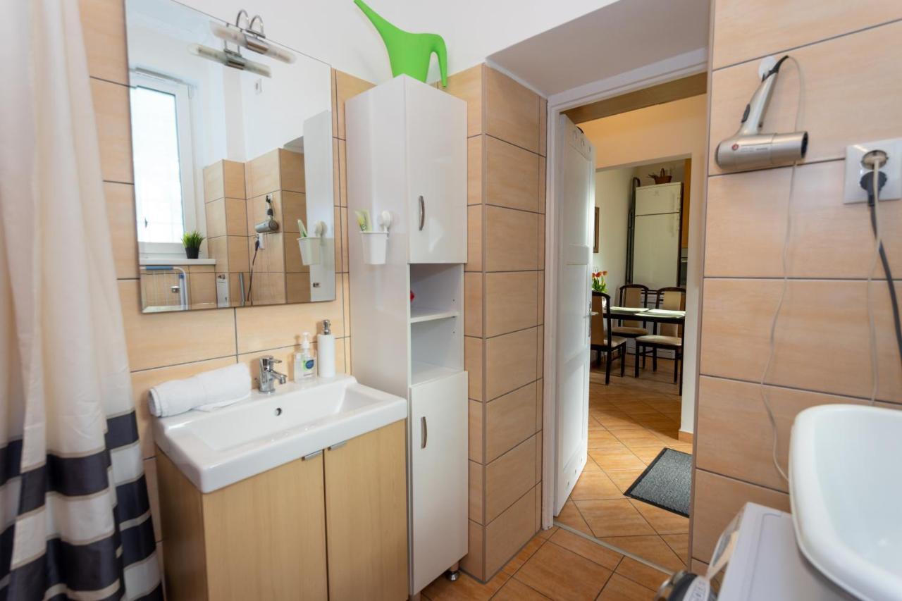 Sunbird Apartman Budapest Exteriör bild