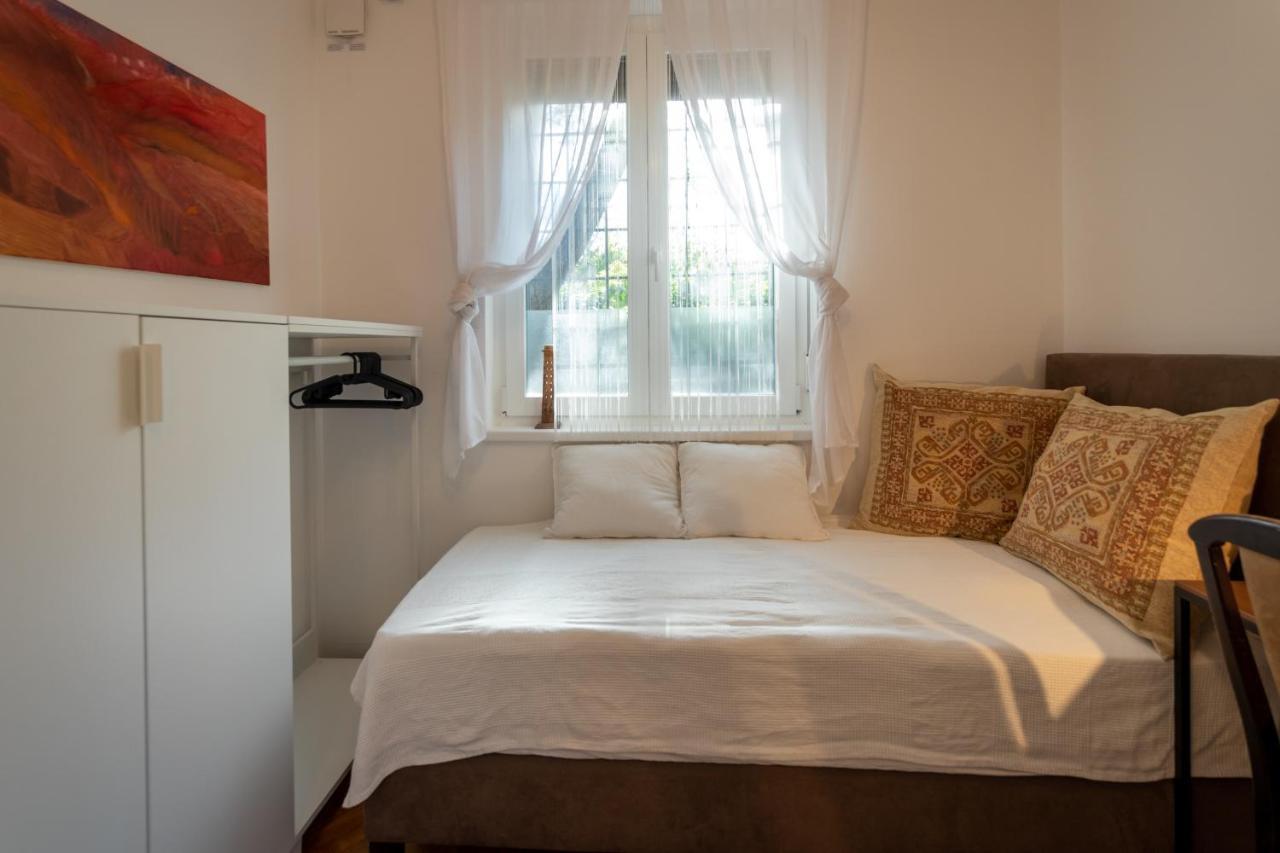 Sunbird Apartman Budapest Exteriör bild